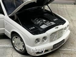 1/18 Minichamps Bentley Brooklands White Convertible Chrome Wheels Very rare