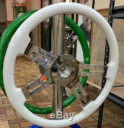 18 White Steering Wheel 4 Chrome Spokes & Horn Freightliner Kenworth Peterbilt