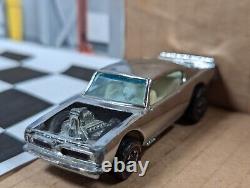 1969 Hot Wheels Original Redline KING KUDA Chrome Club Pat Pend HK White int. RL