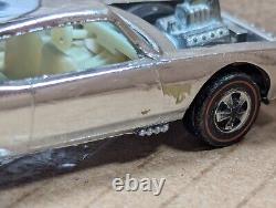 1969 Hot Wheels Original Redline KING KUDA Chrome Club Pat Pend HK White int. RL