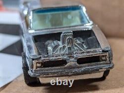 1969 Hot Wheels Original Redline KING KUDA Chrome Club Pat Pend HK White int. RL