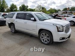 2016 GMC Yukon XL 1500 Used Wheel 22x9 7-Spoke Silver Chrome Inserts