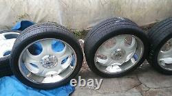 22 inch rims 5x120 white And chrome clean vintage
