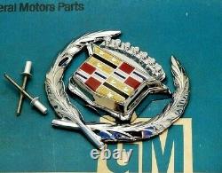 93 96 Cadillac Fleewood Trunk Lock Cover Crest Wreath Emblem Set Flip LID Gm