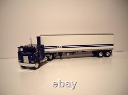 Dcp First Gear 1/64 J&r Schugel Peterbilt 352 Coe & 40' Vintage Reefer Trailer