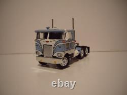 Dcp First Gear 1/64 Refrigerated Transport Peterbilt 352 Coe & Vintage Reefer