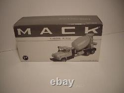 First Gear 1/34 Ready D Mixed Concrete Mack R-model Tandem Axle Mixer''rare'