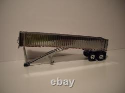 First Gear 1/50 White Mack Granite Mp Day Cab With Chrome East End Dump