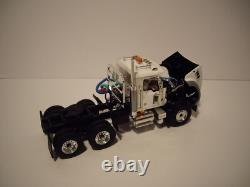 First Gear 1/50 White Mack Granite Mp Day Cab With Chrome East End Dump