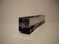 First Gear 1/50 White Mack Granite Mp Day Cab With Chrome East End Dump