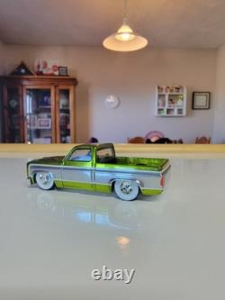 Hot wheels Super CUSTOM 83 SILVERADO PU RLC CUSTOM USA