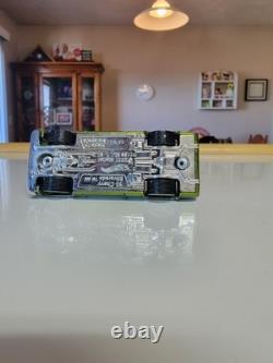 Hot wheels Super CUSTOM 83 SILVERADO PU RLC CUSTOM USA