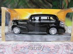 Jada 1/24 NewithOld Stock Street Low 39 Chevy Master Deluxe Lowrider Diecast Car