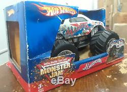 Mattel Hot Wheels Monster Jam 2005 MADUSA with Chrome Rims, 124 Die Cast Scale New