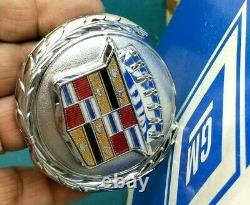 Mint 76 77 78 79 Cadillac Seville Trunk Lock Cover Crest Emblem Flip Deck LID Gm