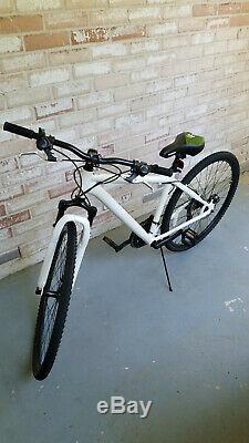 Mongoose Men's Banish 2.0 Hybrid Bike, Used, 29 Wheel 18-Inch/Medium Frame