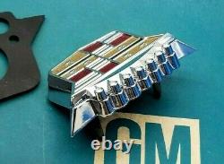 Nos 1970 Cadillac Trunk Lock Cover Emblem Flip LID Crest Deck Slider 70 Gm Trim