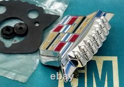 Nos 1971 Cadillac Trunk Lock Cover Emblem Flip LID Crest Deck Slider Gm Flipper