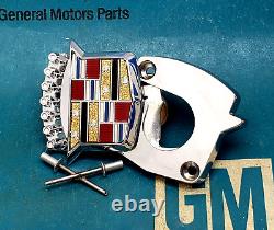 Nos 1979 Eldorado Biarritz Trunk Lock Cover Emblem Flip LID Crest Deck Flipper