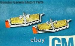 Nos 80 90 Chevy Caprice Classic Crest Sail Panel Roof Emblem Set Gm