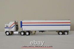 Pair of DCP 164 Bicentennial Kenworth K100 & W900A Aerodyne Tractor-Trailers