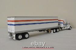 Pair of DCP 164 Bicentennial Kenworth K100 & W900A Aerodyne Tractor-Trailers