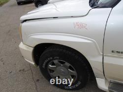 Used Wheel fits 2005 Cadillac Escalade esv 17x7-1/2 aluminum chrome finish opt