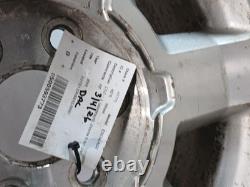 Used Wheel fits 2006 Cadillac Escalade 17x7-1/2 aluminum chrome finish opt N94