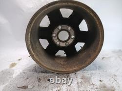 Used Wheel fits 2006 Cadillac Escalade 17x7-1/2 aluminum chrome finish opt N94