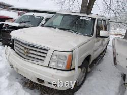 Used Wheel fits 2006 Cadillac Escalade 17x7-1/2 aluminum chrome finish opt N94