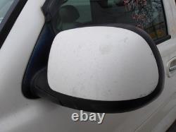 Used Wheel fits 2006 Cadillac Escalade 17x7-1/2 aluminum chrome finish opt N94