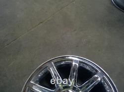 Used Wheel fits 2006 Chrysler 300 18x7-1/2 aluminum 9 spoke RWD Grade B