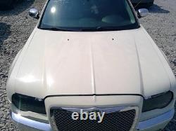Used Wheel fits 2006 Chrysler 300 18x7-1/2 aluminum 9 spoke RWD Grade B
