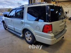 Used Wheel fits 2006 Ford Expedition 17x7-1/2 5 spoke chrome aluminum TPMS Grad