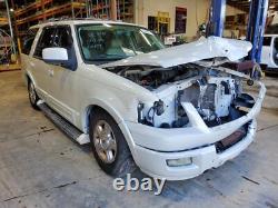 Used Wheel fits 2006 Ford Expedition 17x7-1/2 5 spoke chrome aluminum TPMS Grad