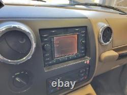 Used Wheel fits 2006 Ford Expedition 17x7-1/2 5 spoke chrome aluminum TPMS Grad