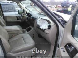 Used Wheel fits 2006 Ford Expedition 17x7-1/2 5 spoke chrome aluminun TPMS Grad