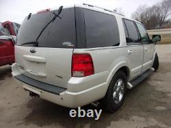 Used Wheel fits 2006 Ford Expedition 17x7-1/2 5 spoke chrome aluminun TPMS Grad