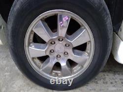 Used Wheel fits 2006 Gmc Yukon 20x8-1/2 chrome 7 spoke flat and flared spokes f