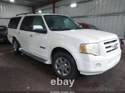 Used Wheel fits 2007 Ford Expedition 18x8-1/2 aluminum TPMS chrome 7 smooth spo