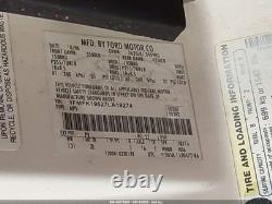 Used Wheel fits 2007 Ford Expedition 18x8-1/2 aluminum TPMS chrome 7 smooth spo