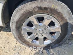 Used Wheel fits 2007 Ford Expedition 18x8-1/2 aluminum TPMS chrome 7 smooth spo