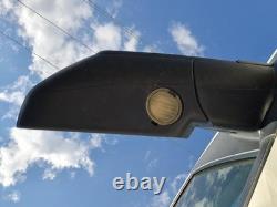 Used Wheel fits 2007 Ford Expedition 18x8-1/2 aluminum TPMS chrome 7 smooth spo