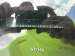 Used Wheel fits 2009 Jeep Grand cherokee 18x8 aluminum chrome clad Grade C