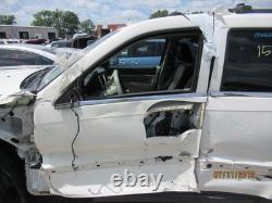 Used Wheel fits 2009 Jeep Grand cherokee 18x8 aluminum chrome clad Grade C