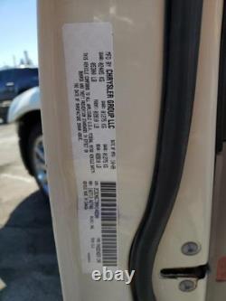 Used Wheel fits 2010 Chrysler 300 18x7-1/2 aluminum 9 spoke chrome clad chrome