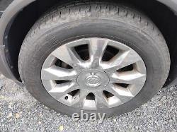 Used Wheel fits 2012 Buick Enclave 20x7-1/2 9 spoke chrome opt PPE Grade A