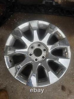 Used Wheel fits 2012 Buick Enclave 20x7-1/2 9 spoke chrome opt PPE Grade A