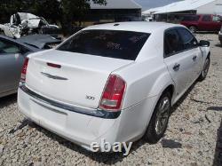 Used Wheel fits 2012 Chrysler 300 18x7-1/2 alloy chrome clad chrome plastic ski