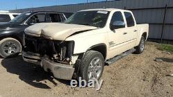 Used Wheel fits 2012 Gmc Sierra 1500 pickup 20x8-1/2 6 spoke chrome flat faced Used Wheel fits 2012 Gmc Sierra 1500 pickup 20x8-1/2 6 spoke chrome flat faced